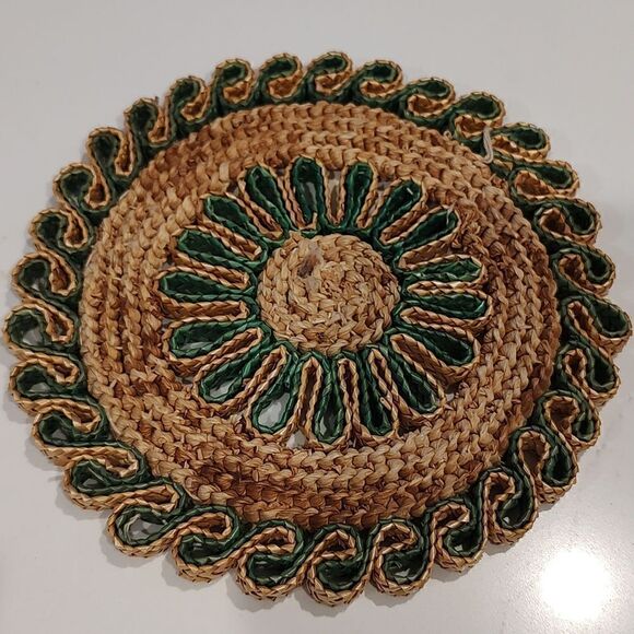 Round Woven Floral Trivets Set of 2 Vintage - Picture 6 of 8